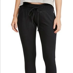 EUC Free People sunny skinny sweatpants